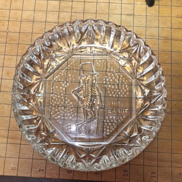 Mr Peanut Clear Glass Shallow Nut Snack Dish Character Silhouette Cut Glass Look - Picture 5 of 13
